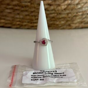 Bomb Party - Size 7 Heart Ring